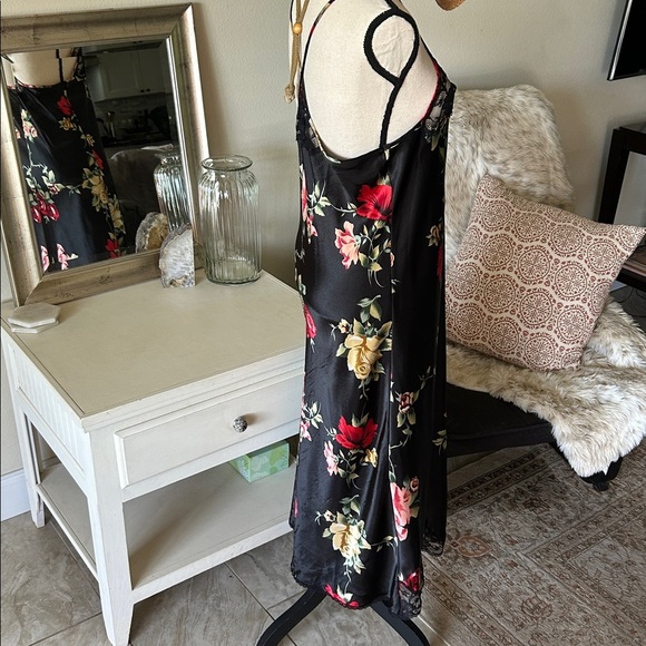 Cinema etoile VTG 🌺 black satin boho romantic floral lace maxi slip dress L​ - Picture 9 of 14